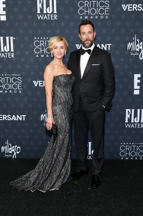 Noah Wyle Wife, Net Worth, Age, Kids, Career & Personal Life (2026)